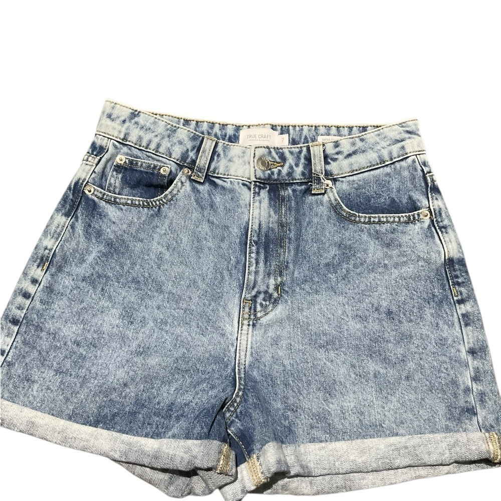 True Craft Blue Jean Mom Shorts - High-Waisted Relaxed Fit Size 7